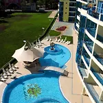 شقة فندقية Marina Club بوموري