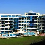 Marina Club 4*