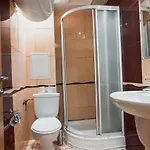 Marina Club بوموري