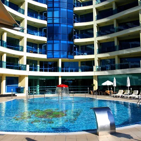 Marina Club מלון דירות 4*
