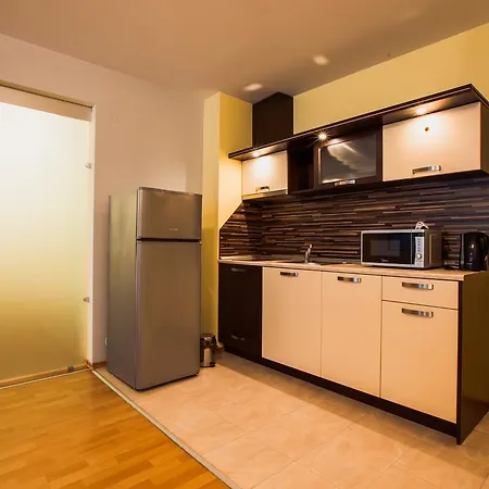 Marina Club Apartmanhotel 4*