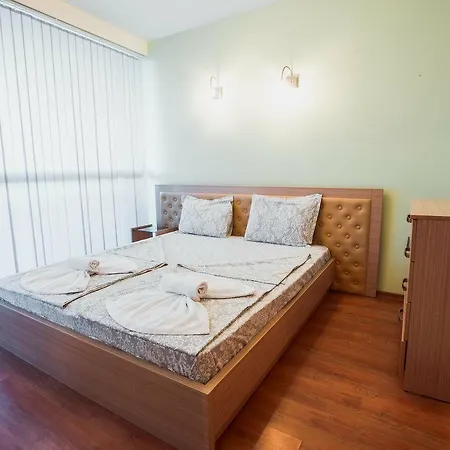 Апарт-отель Marina Club